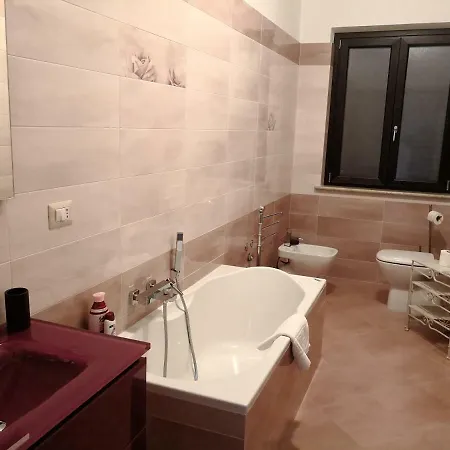 게스트하우스 La Casa Di Giorgia Di Pellicano' Francesca 3*