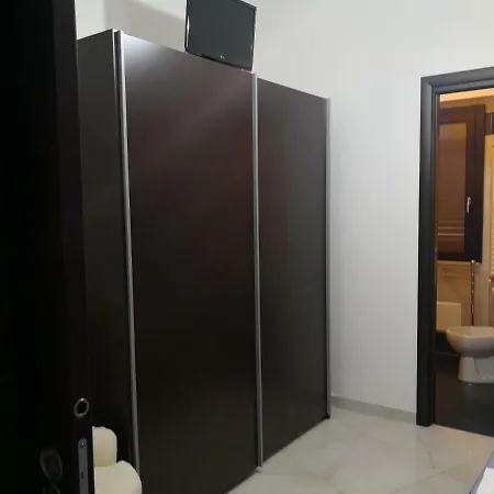 La Casa Di Giorgia Di Pellicano' Francesca 3*