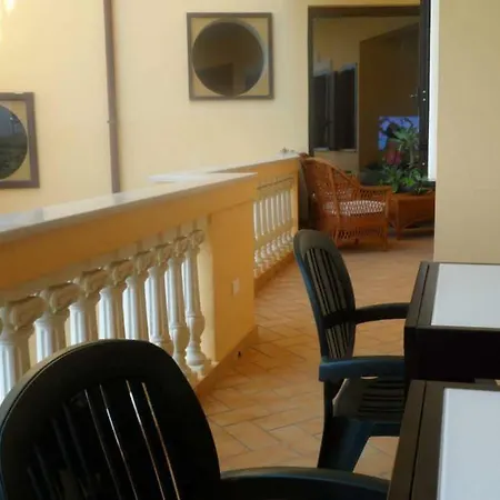 La Casa Di Giorgia Di Pellicano' Francesca 3*